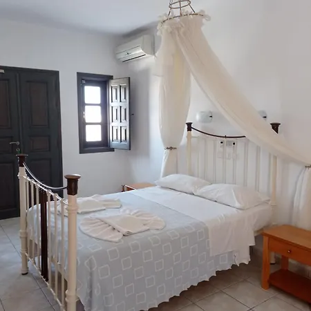 Apartment Dagris Kamari (Santorini)